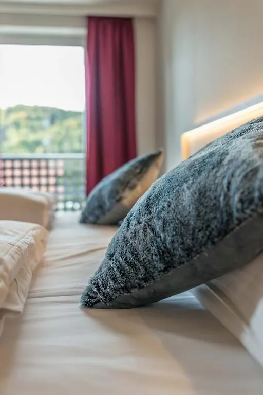 Hotel Gasthof Heckl Kinding 3*,